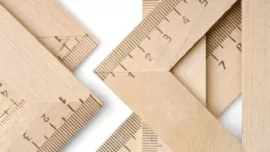 Distance from axes Q2